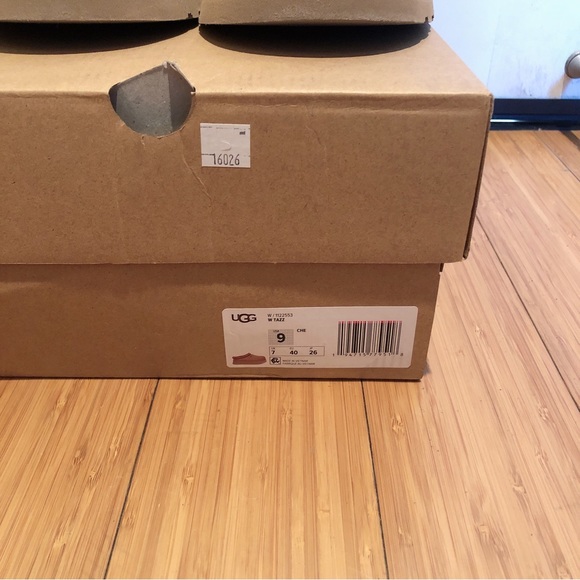 NIB Ugg Tazz Platform Slippers Size 9 - Picture 2 of 7